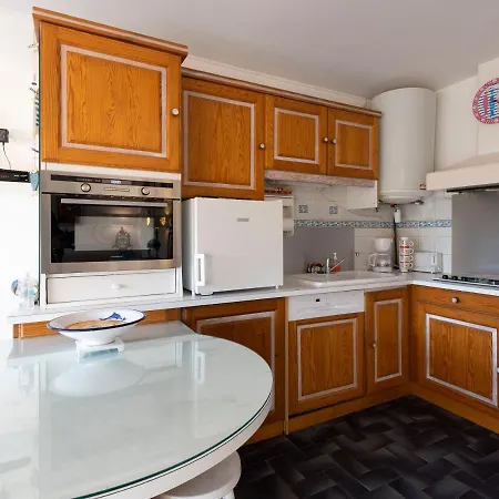 1 Bedroom Apartment For 4 Apartment *